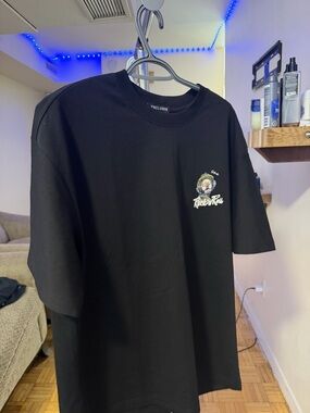 Black 'Rock n Roll' Graphic Tee